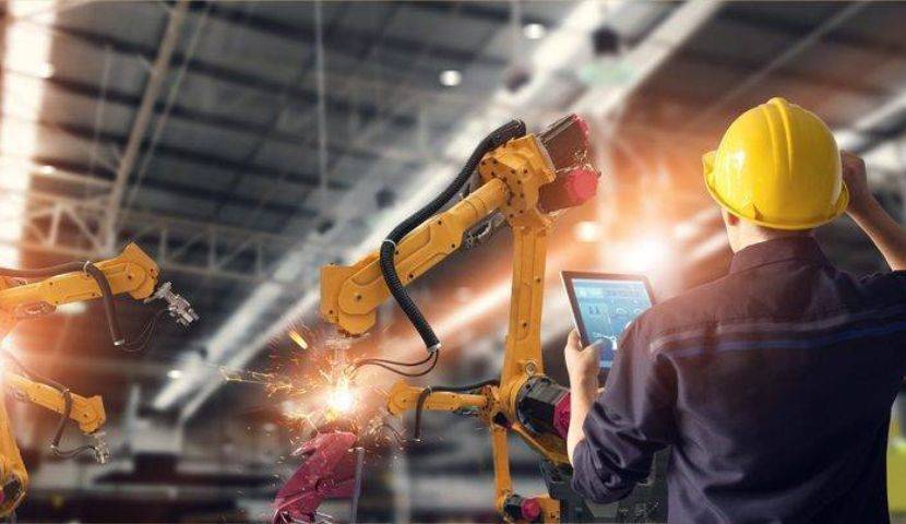 Why Production, Quality and Process Monitoring are the Heart of MES
